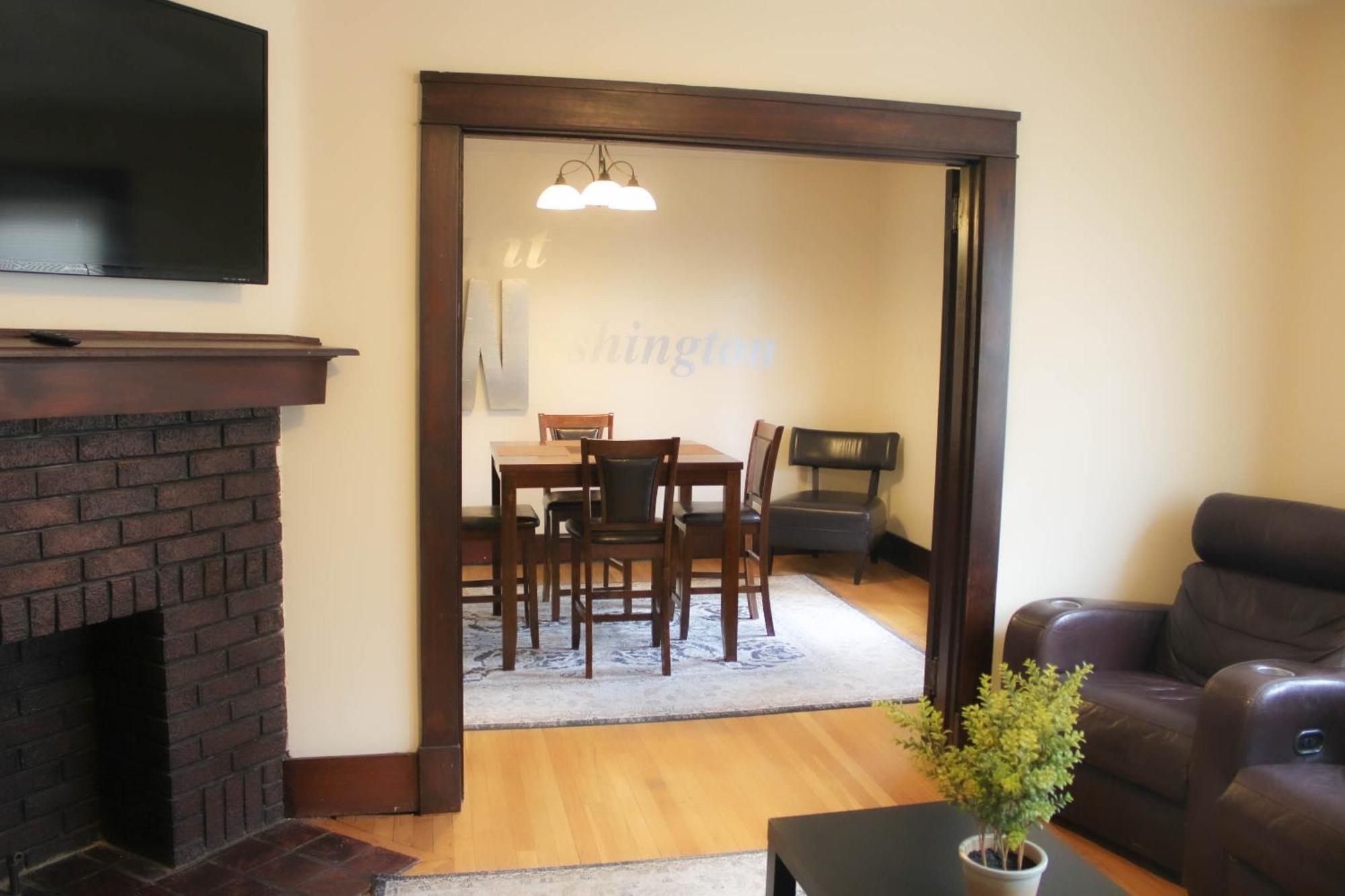 Comfy And Spacious 3 Bedroom - Easy City Access Pittsburgh Exteriör bild