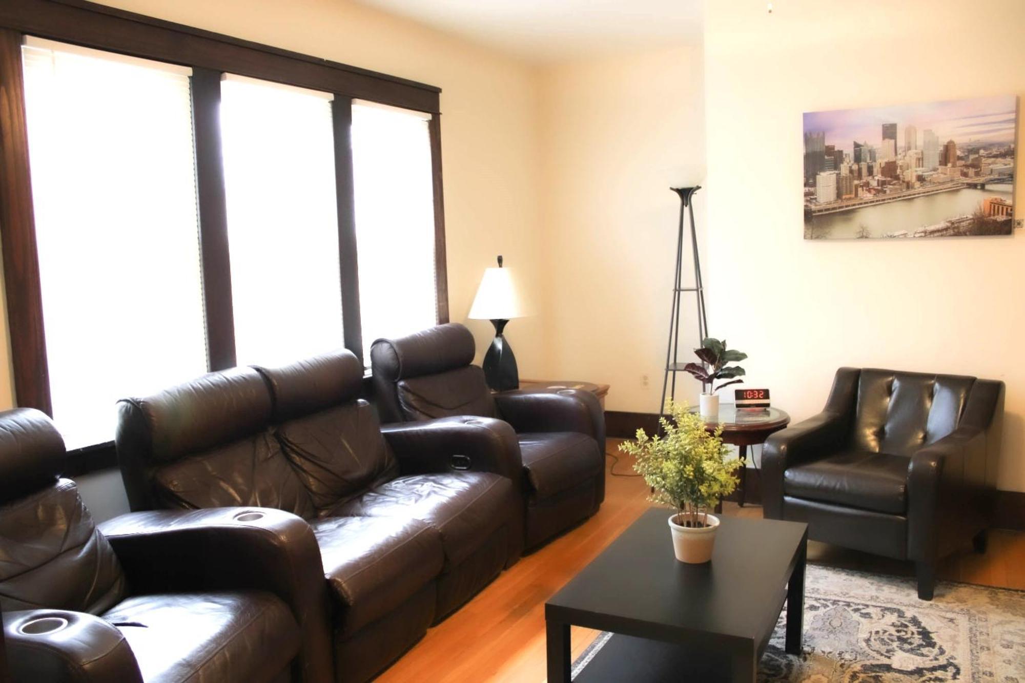Comfy And Spacious 3 Bedroom - Easy City Access Pittsburgh Exteriör bild